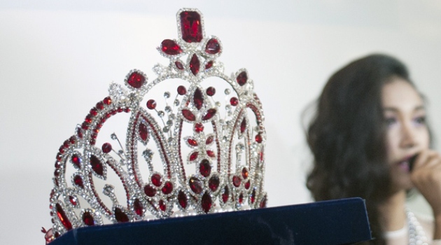 Beauty queens get political as 'world peace' mantra fades/AFP