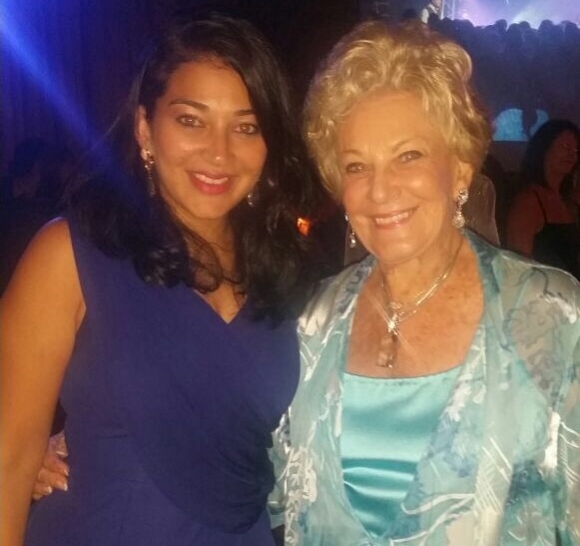 Gold Club Agent Nili Dodhia with Pearl Sparks