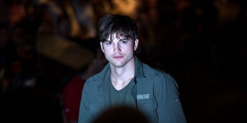 ASHTON-KUTCHER-SPACE