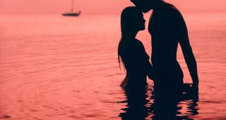 Holiday Romances: 3 Things you should not do this vacation
