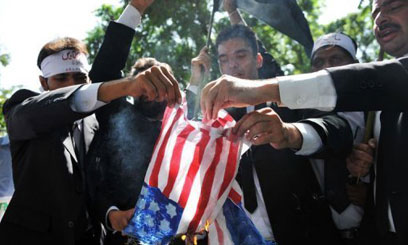 US-FLAG-BURNS