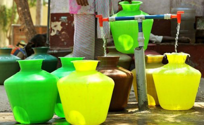 Cинхронно слить воду в унитазе попросили жителей власти города в Зимбабве