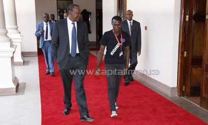 President Kenyatta with Daniel Owira at State House Nairobi. Photo/PPS