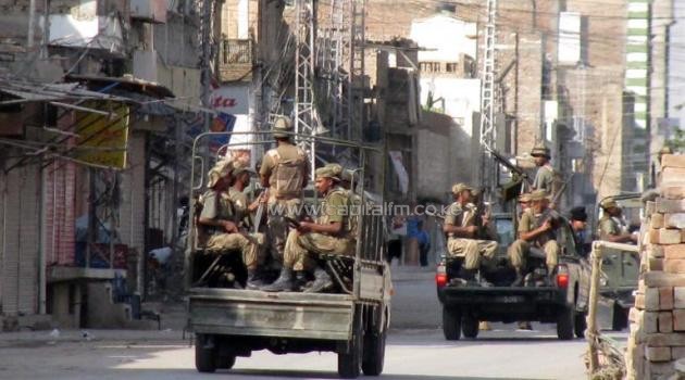 Pakistani soldiers on patrol in Bannu/AFP