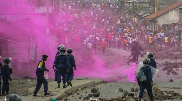 Flares are launched by police during a demonstration in Goma, eastern Democratic Republic of Congo on September 19, 2016/AFP