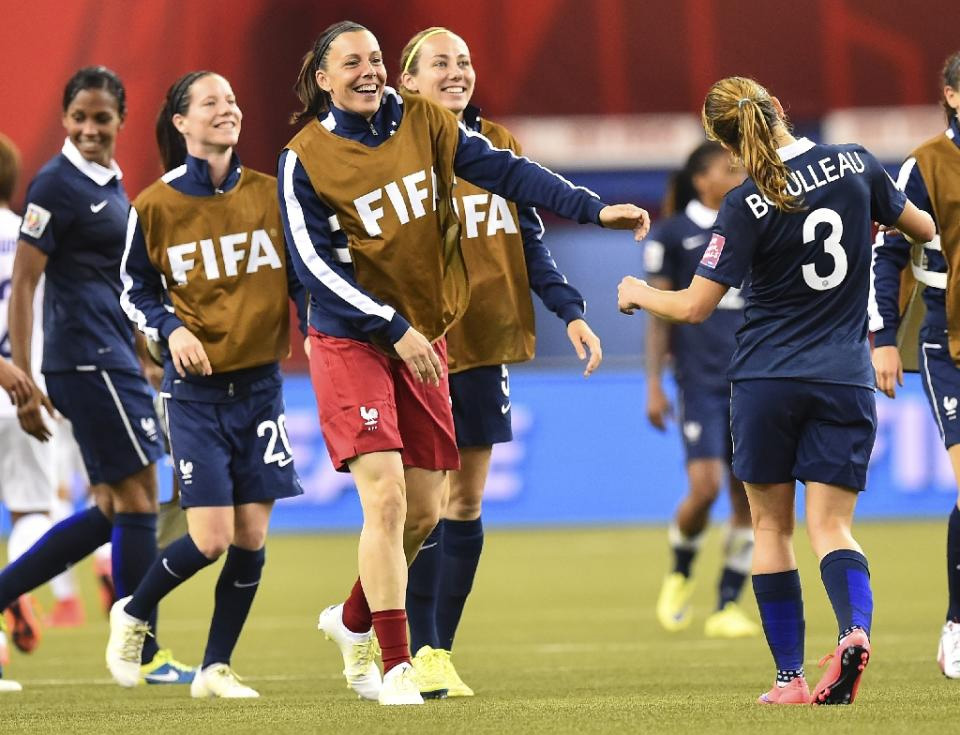 FRANCE WOMEN FOOTBALL TEAM