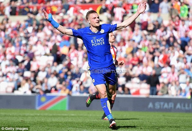 Foxes striker Jamie Vardy set a new Premier League record by scoring in 11 successive games this season.