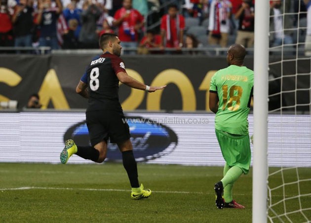 United States' Clint Dempsey (8) celebrates after kicking a goal against Costa Rica's Patrick Pemberton (18) during a Copa America Centenario group A soccer match at Soldier Field in Chicago, Tuesday, June 7, 2016. (AP Photo/Charles Rex Arbogast).