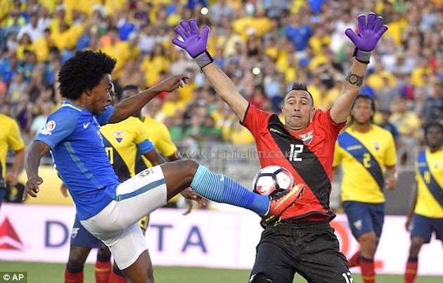 Brazil booed after frustrating Copa America opener