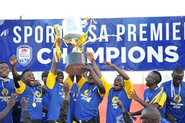 Tusker FC team lifting the 2016 Kenyan Premier title after beating Gor Mahia 1-0 on the final day at the Nyayo National Stadium.PHOTO/Raymond Makhaya