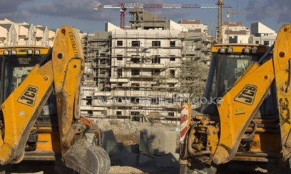 A new construction site in the Jewish settlement of Modi'In Ilit in the West Bank, on September 14, 2010/AFP