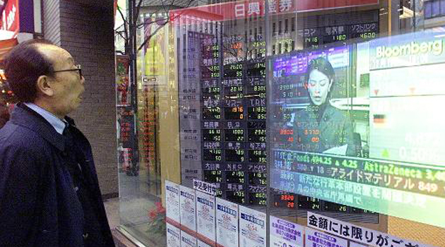 The Nikkei 225 index at the Tokyo Stock Exchange rose 241.72 points to close at 19,620.91, while the broader Topix index of all first-section shares added 0.67 percent, or 10.57 points, to 1,598.33/file