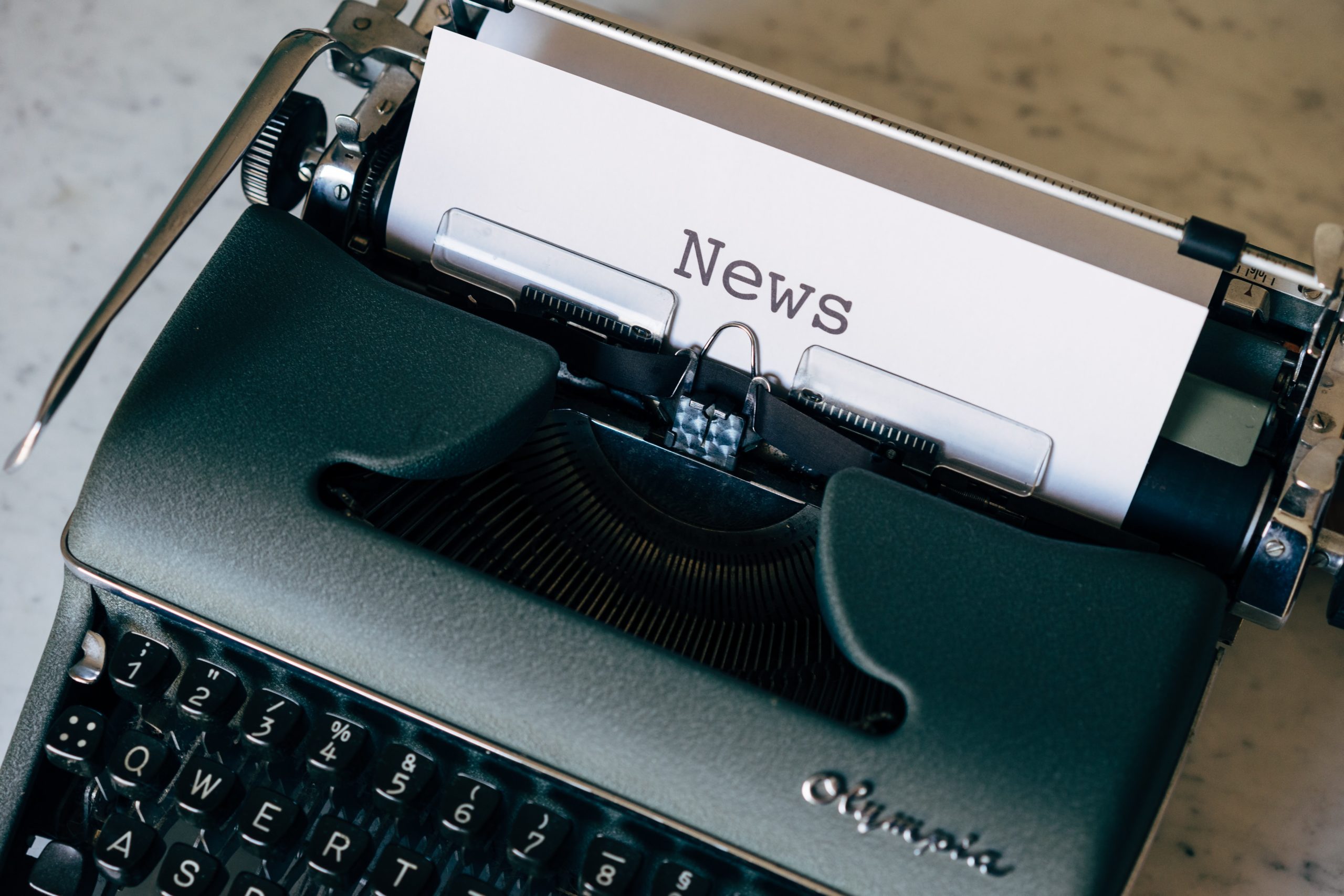 Journalists create their brands in growing ‘direct’ sales model
