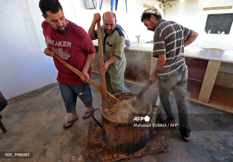 Libya lawmakers back USD 10k family grant ahead of polls