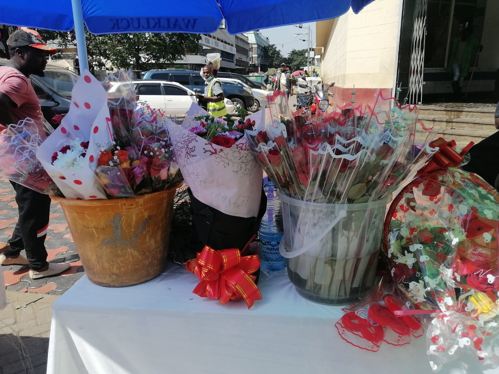 Kenyan traders leverage e-commerce to boost Valentine’s Day sales