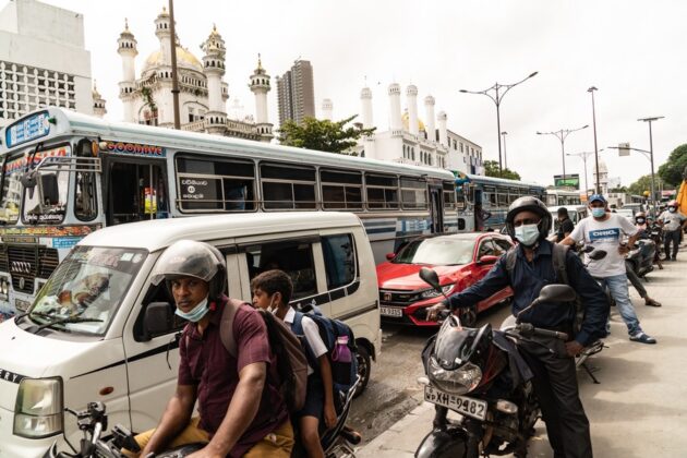 Over 275,000 Sri Lankans leave for foreign jobs during Junuary-November – Capital Business