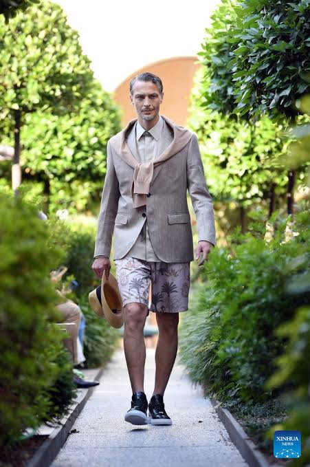 Shorts at work: Can men now get their legs out in the office?