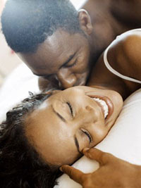 couple-in-bed-2