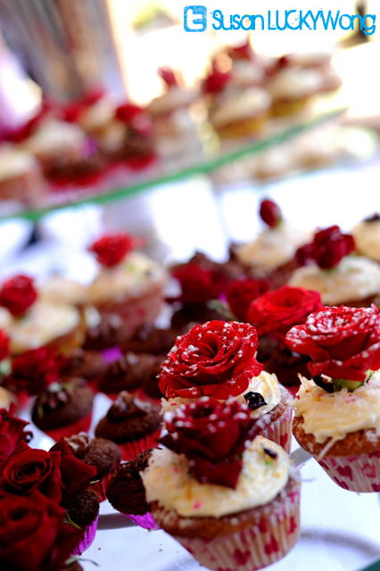 fashion high tea at zen garden photographed by susan wong 2012 nairobi kenya - rose cupcakes