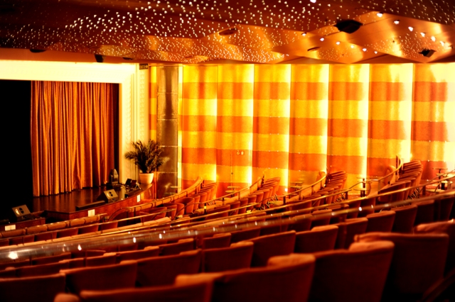 MSC SINFONIA photographed by Susan Wong 2012