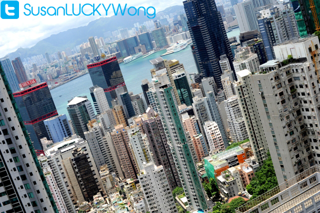 World's longest escalator system - Central to Mid-Level, Hong Kong (Susan Wong, 2012)