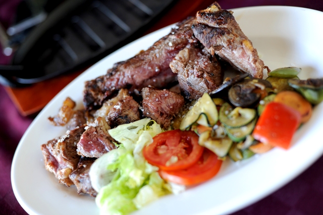 restaurant review la mesa espanola photographed by susan wong grilled t bone