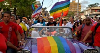 Cuba decides to scrap same-sex marriage law in new constitution