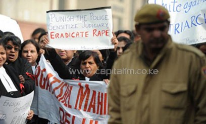 Indian lawyers protest outside Saket District Court in New Delhi on January 3/AFP