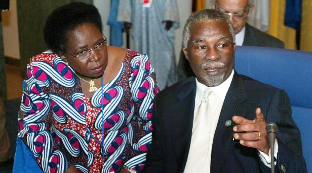 Media reports said then South African president Thabo Mbeki (R) and foreign minister Nkosazana Dlamini-Zuma (L) approved a $10-million payment US investigators suspect was a bribe to get the 2010 World Cup/AFP  