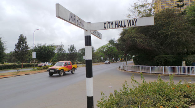 Nairobi Traffic Commandant Edward Mwamburi revealed that the roads will be closed from as early as 5am to facilitate smooth movement of the Pontiff in the city/FILE