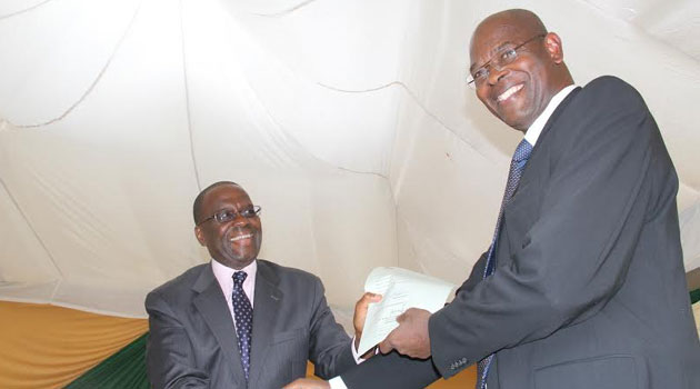 Speaking during the swearing-in ceremony of the EACC Commissioners, Mutunga said future holders of the office of the Chief Justice will be required to undergo lifestyle audits.