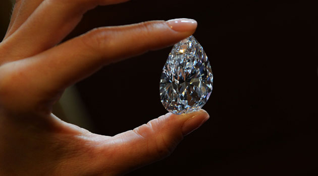 Zimbabwe last year ordered diamond companies, including joint ventures with Chinese companies mining gems in the eastern Marange, to come under the aegis of the Zimbabwe Consolidated Diamond Company government conglomerate/XINHU-File