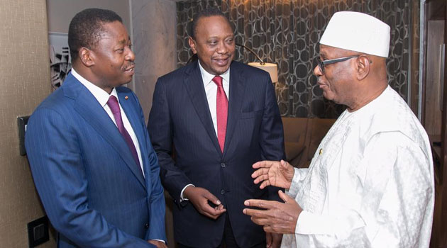 President Kenyatta met the leaders on the margins of the African Union Extraordinary Summit on Maritime Security and Safety and Development in Africa in Lome, Togo/PSCU