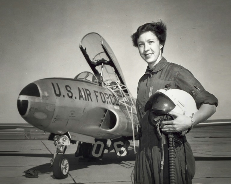 Trailblazing woman pilot, 82, to fly into space with Bezos » Capital News
