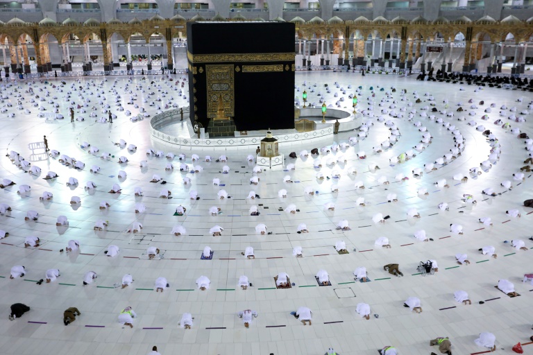 Saudi Arabia to reopen borders for vaccinated umrah pilgrims » Capital News