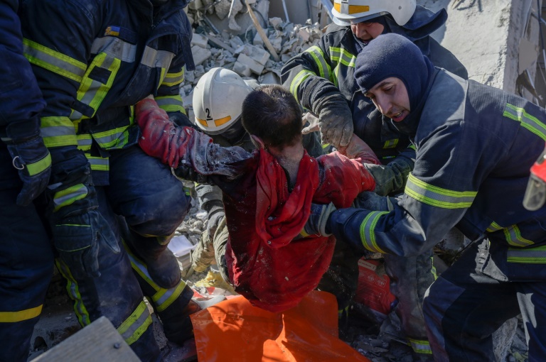 Death, devastation after Russian attack on Mykolaiv barracks » Capital News