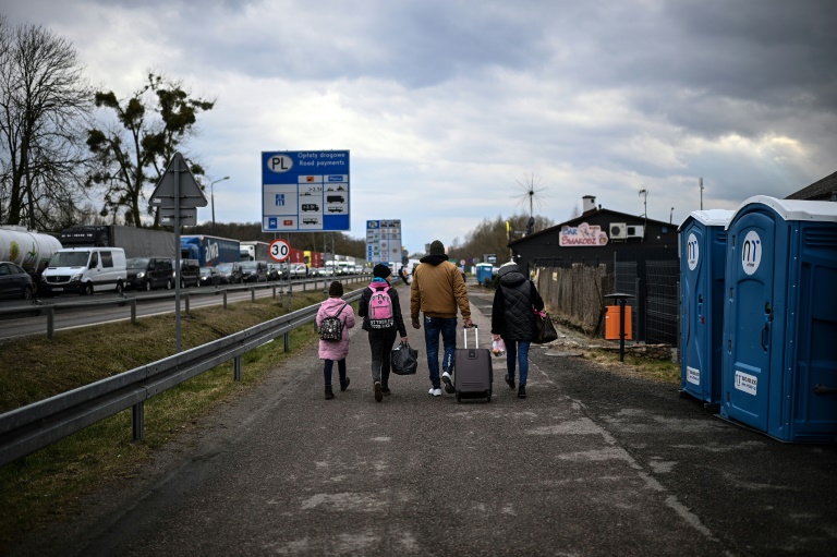 Another 52,000 Ukrainians flee war as refugees » Capital News