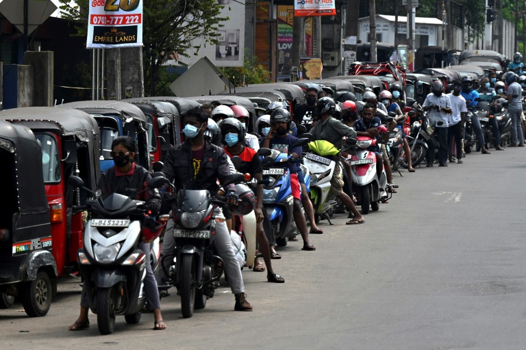 Crisis-hit Sri Lanka defaults on foreign debt » Capital News