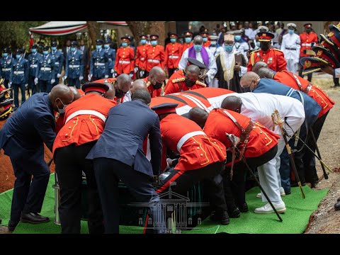 Kibaki accorded the 19-gun salute in state burial » Capital News