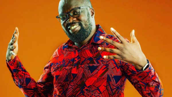 Blogger Robert Alai.