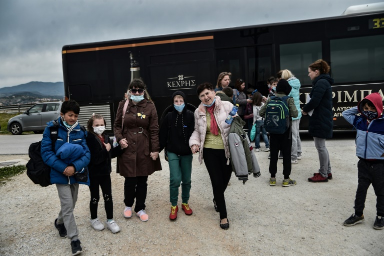 Civilians flee east Ukraine as Kyiv readies for ‘big battles’ » Capital News