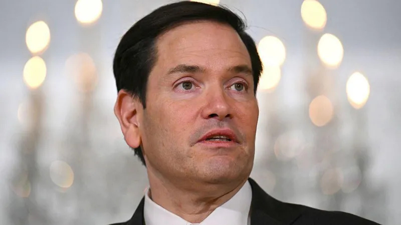 US asks China to stop Iran from closing Strait of Hormuz
