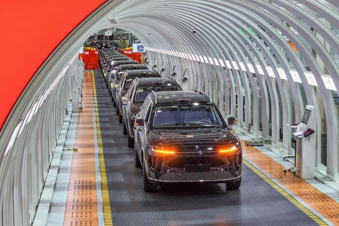 China unveils first global NEV validation system to support overseas expansion