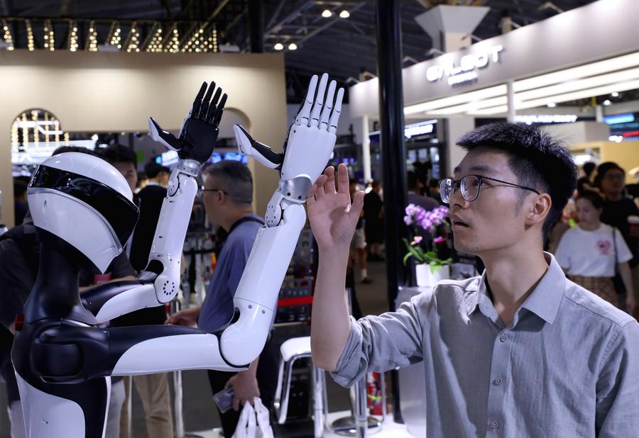 Explainer: China moves forward with its &#8220;AI Plus&#8221; initiative