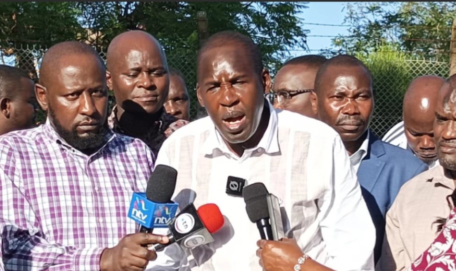 Aviation workers threaten nationwide shutdown as mediation talks collapse