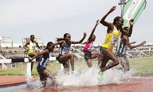 WOMEN-STEEPLE