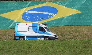 NEYMAR-AMBULANCE