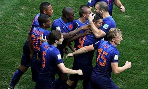 VAN-PERSIE-BRAZIL