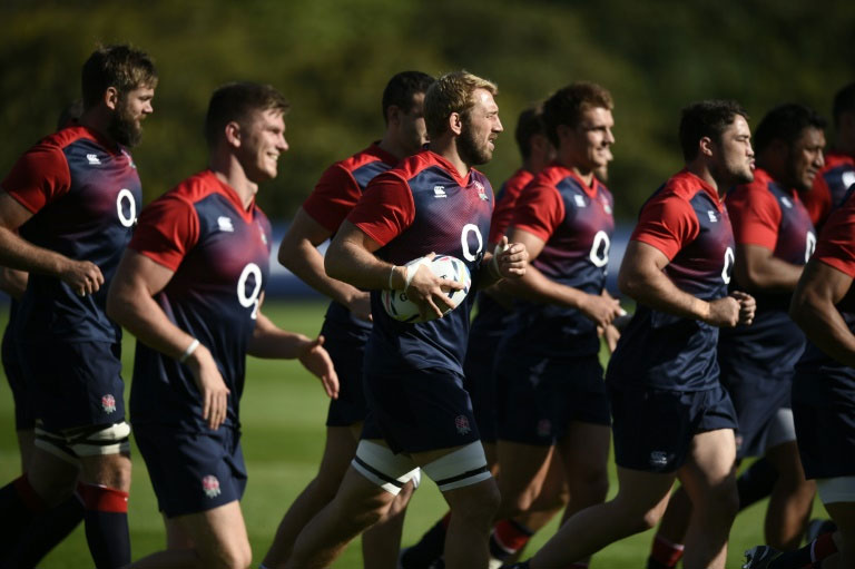 England players take part in a team training session in Bagshot on September 29, 2015, ahead of their Rugby World Cup match against Australia. PHOTO/AFP