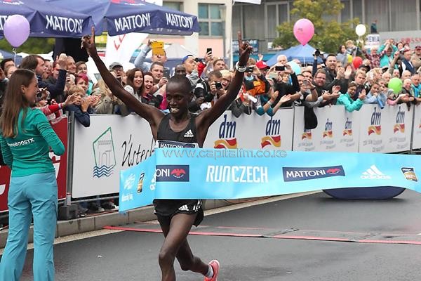 Barselius Kipyego winning the 2016 Usti nad Labem half marathon (Giancarlo Colombo) © Copyright